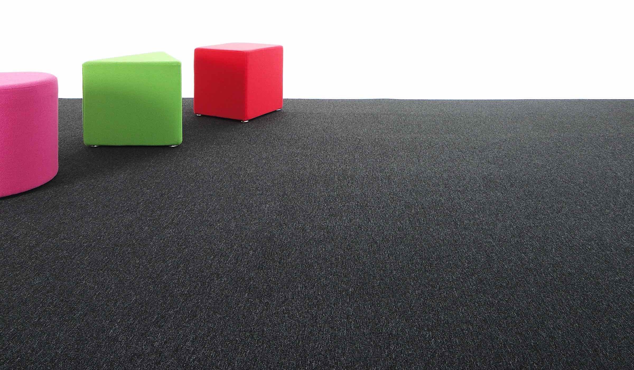 Macaw-Paragon-Carpet-Tiles-Commercial-Carpet-Tiles-Design-Carpet-Tiles-1-2400x1400