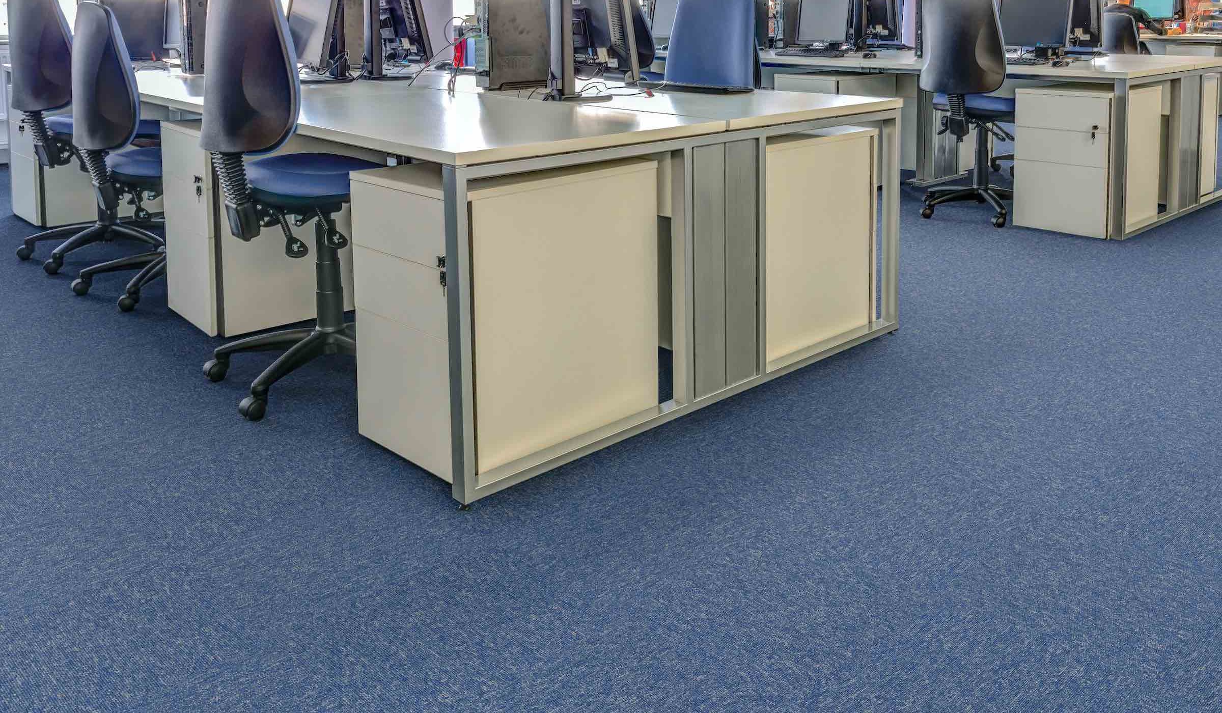 Vital-Paragon-Carpet-Tiles-Commercial-Carpet-Tiles-Design-Carpet-Tiles-4-2400x1400